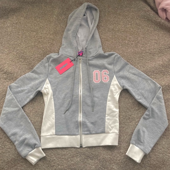 Edikted Hoodie - Picture 8 of 10